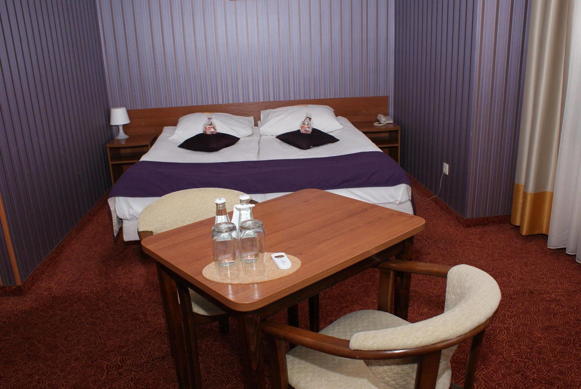 Grot Hotel مالبورك المظهر الخارجي الصورة